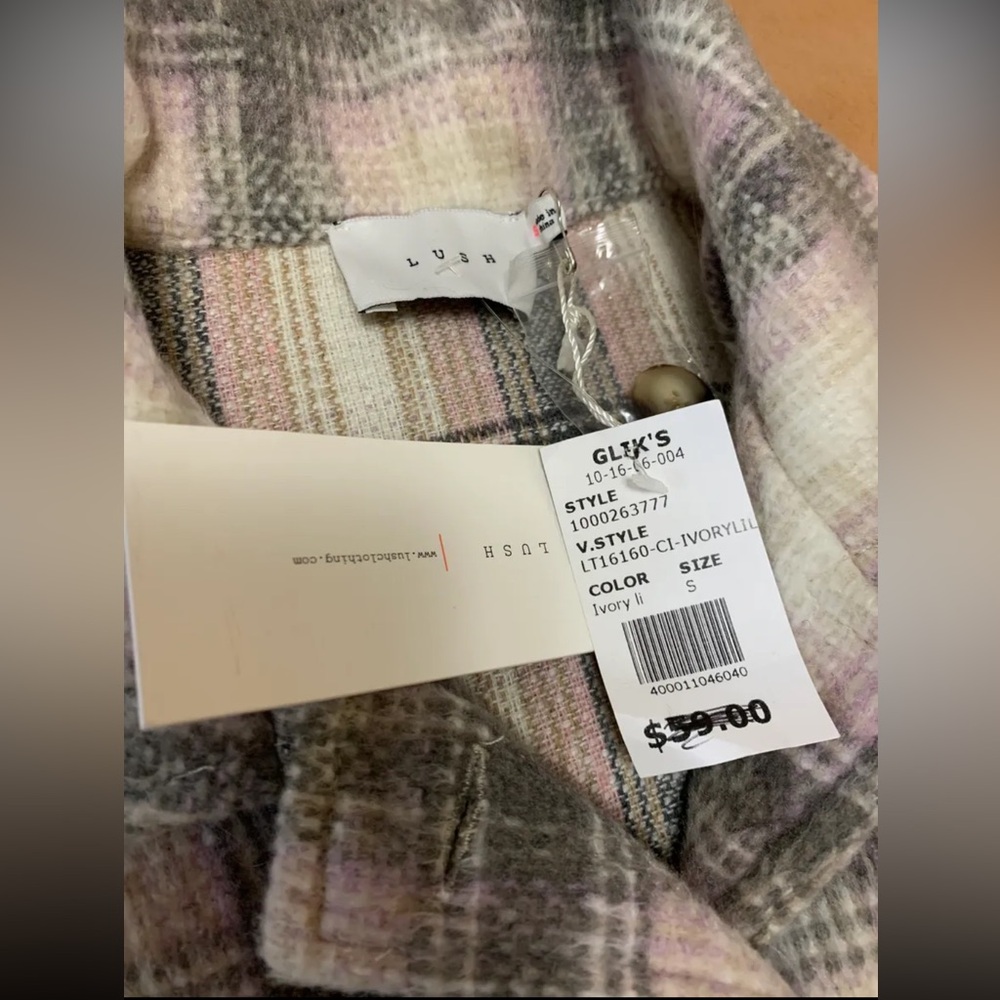 Flannel Shacket Jacket - Picture 3 of 4